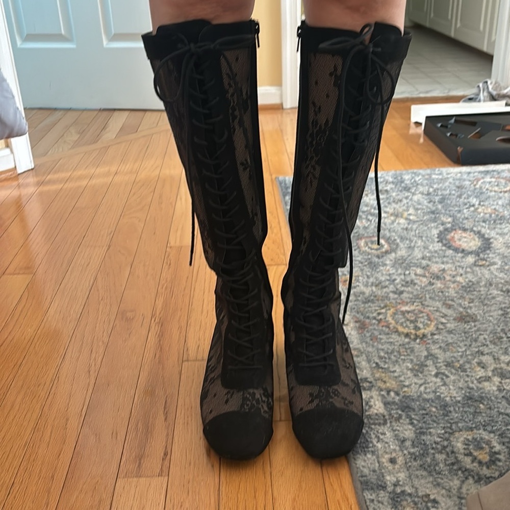 Steve Madden size 9. Worn once